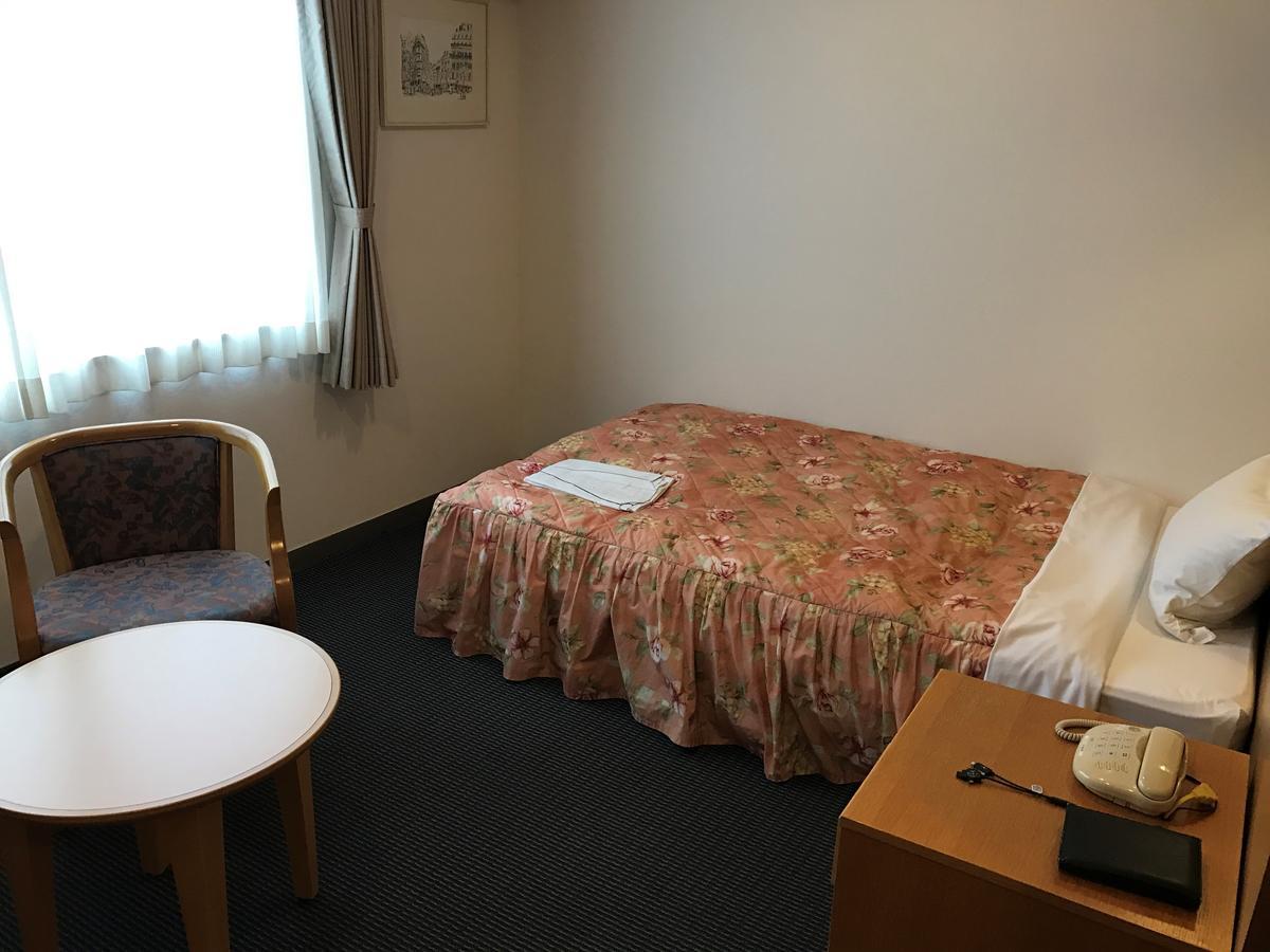 Shin Sayama Hotel Экстерьер фото